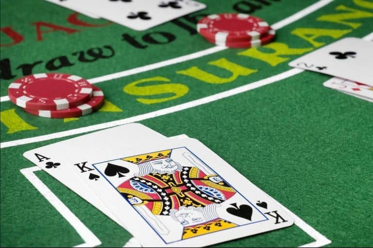 Pilihan cabang olahraga untuk taruhan di yxz388 termasuk sepak bola dan esports